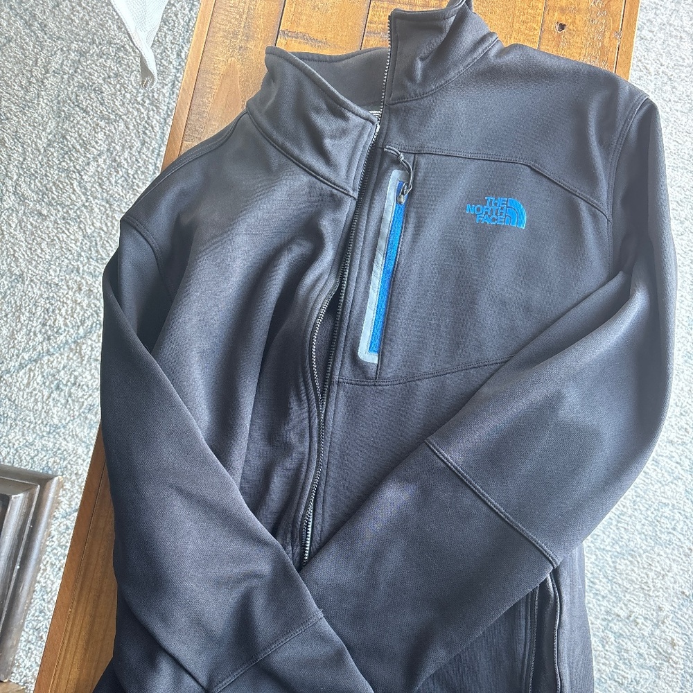 Xl north face men’s zip up light jacket